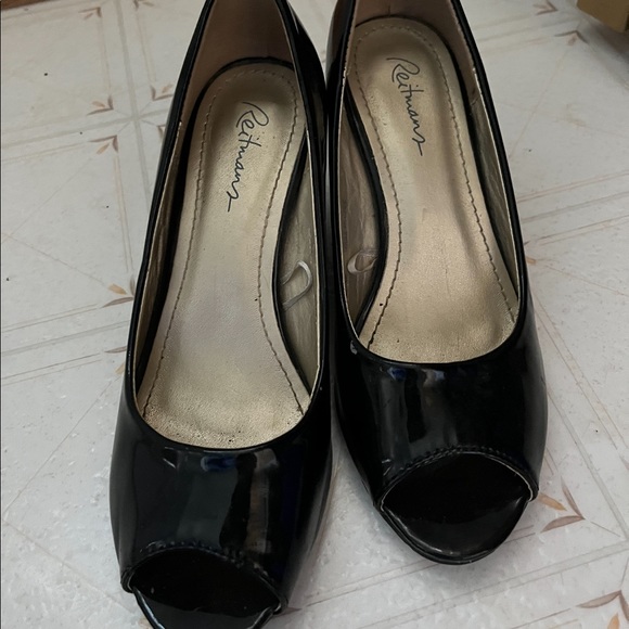 Reitmans wedge heels. Size 8. - Picture 2 of 2